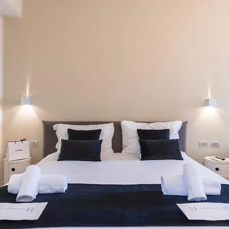 Vivilo Collection - Magna Grecia 29 View Apartment Rome